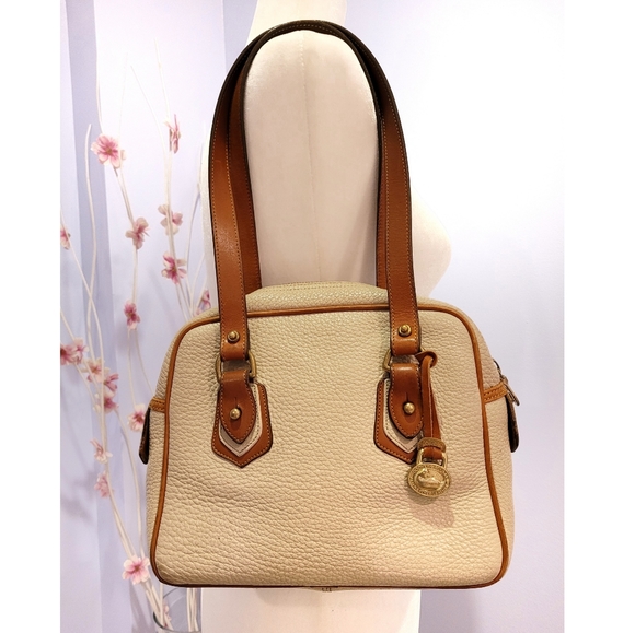 DOONEY & BOURKE Vintage Shoulder Bag - Picture 2 of 8